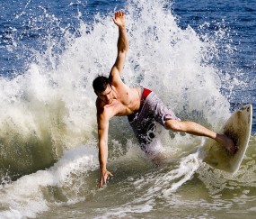 开云在线直播-欧冠决赛焦点战，比利亚雷亚尔单节神迹，拉开沙特资本新序章