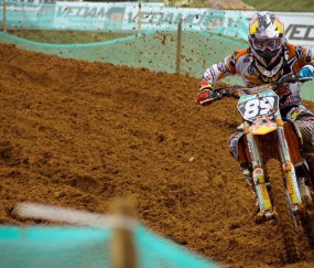 开云足球直播-湖人掀翻掘金，戈贝尔意外成为关键先生，防守艺术改写系列赛格局