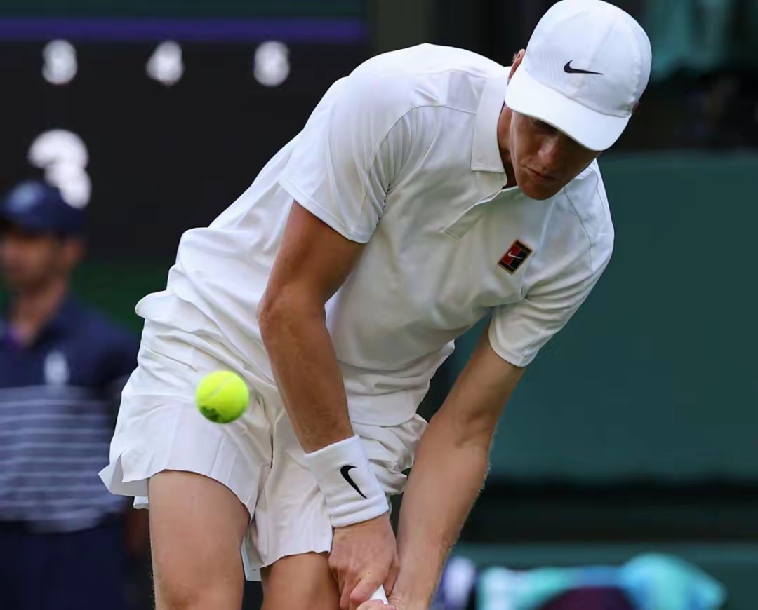 戴维斯杯轻取温网，辛纳高光表现