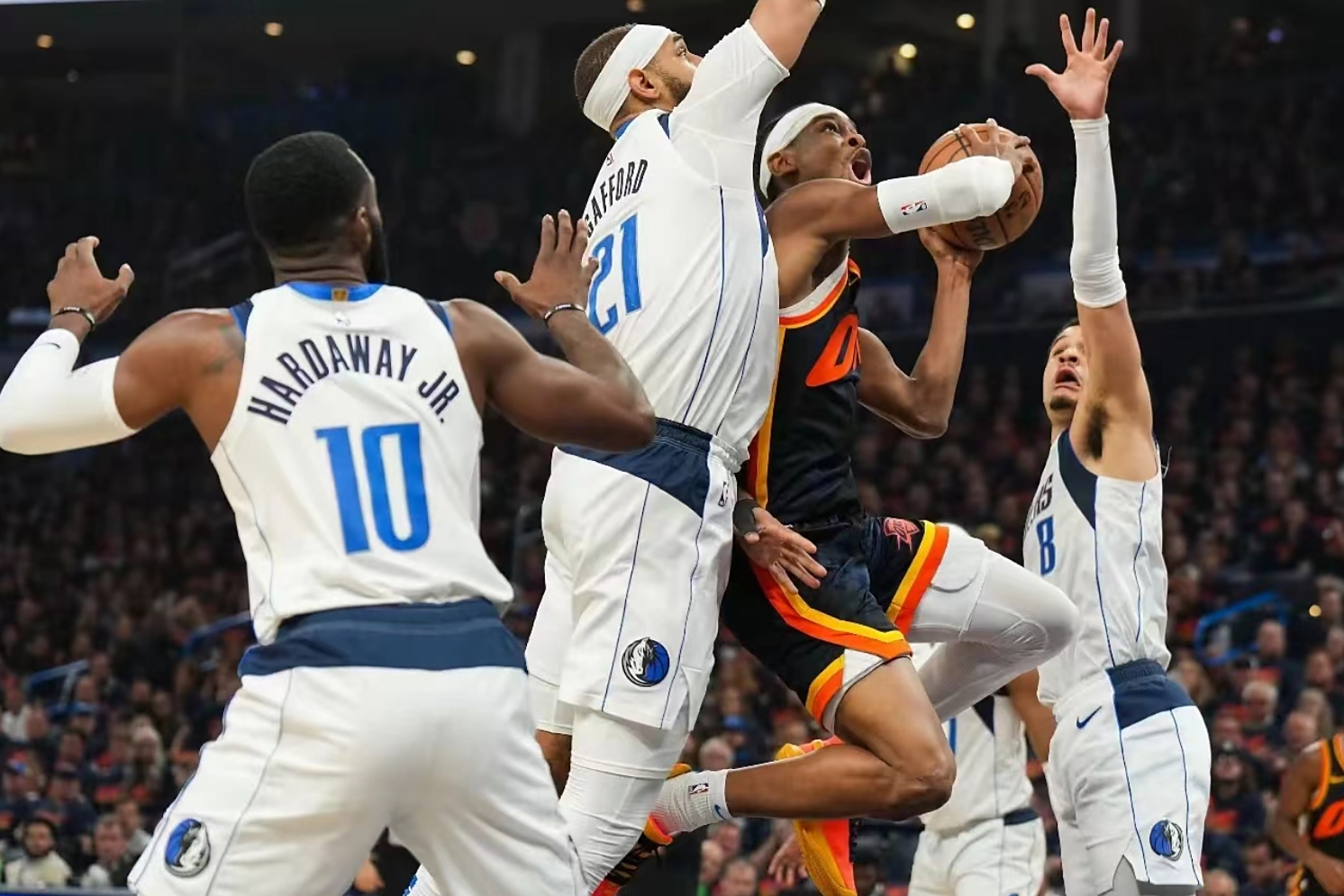 猛龙绝杀马刺，东契奇关键制胜