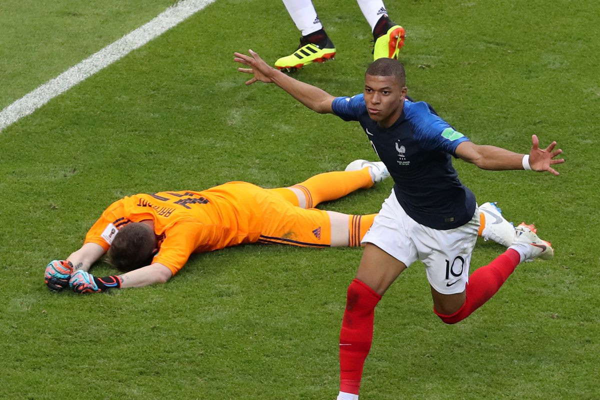 挑战卫冕冠军,法国施展全力 挑战卫冕冠军,法国施展全力