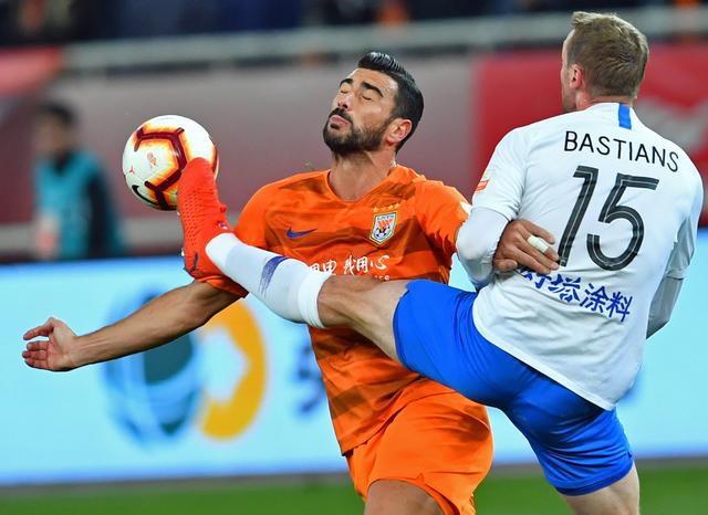 鲁能客场绝杀泰达 鲁能客场绝杀泰达