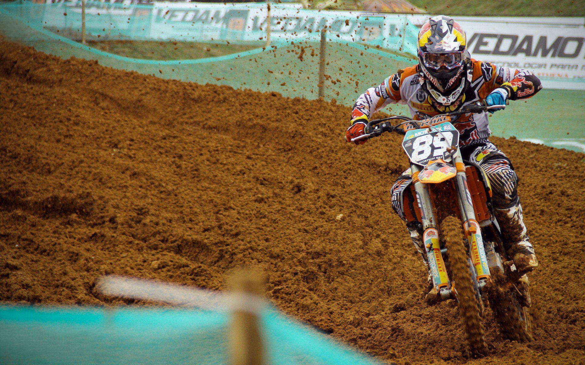 湖人掀翻掘金，戈贝尔意外成为关键先生，防守艺术改写系列赛格局